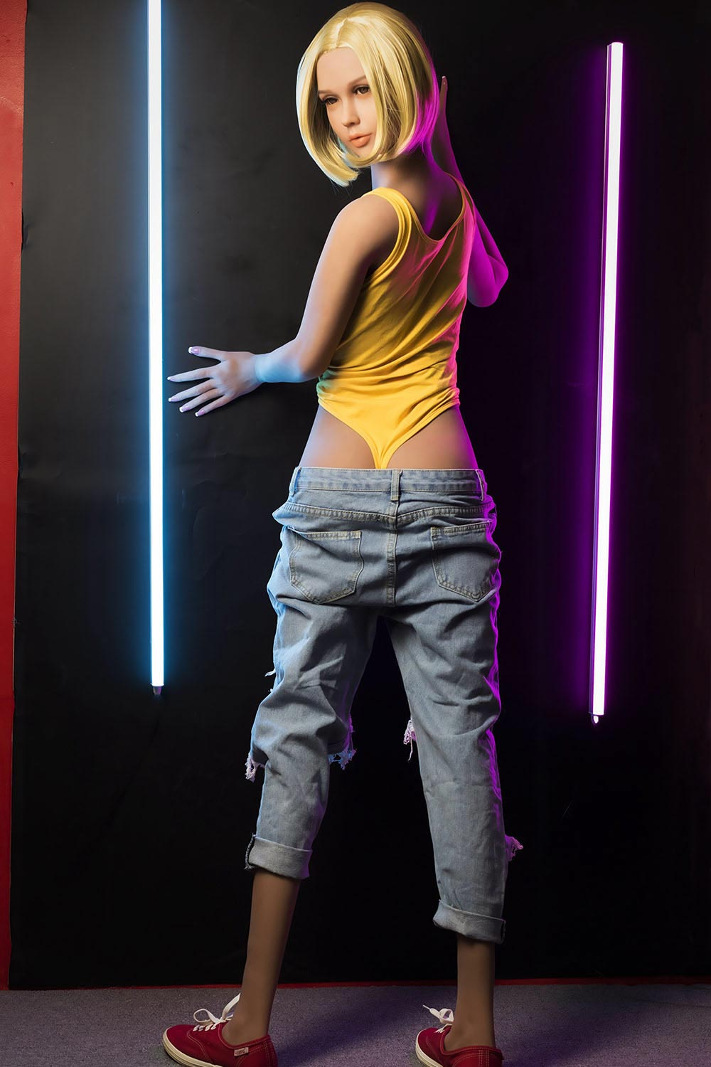Millie thumbnail 4